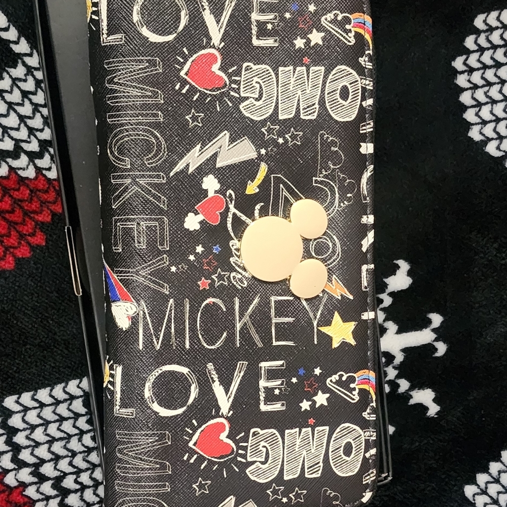 Disney Mickey Mouse Wallet - Picture 5 of 9